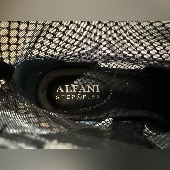 NEW Alfani Women's Jamari Black Mesh Booties Size 8M - Picture 11 of 14